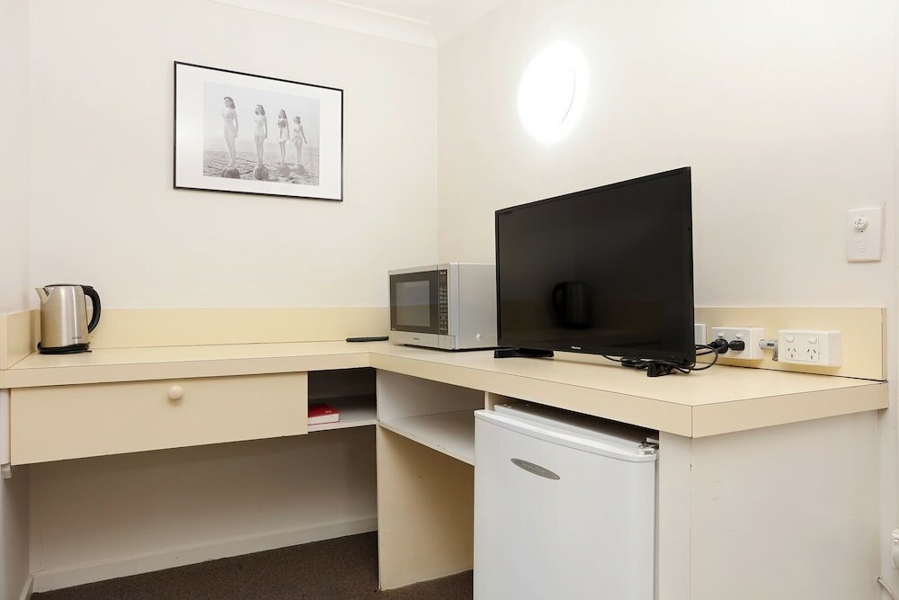 Фото Earls Court Motor Inn