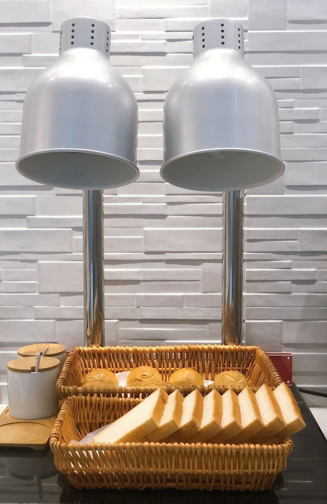 Фото Shanghai Joyful Yard Hotel