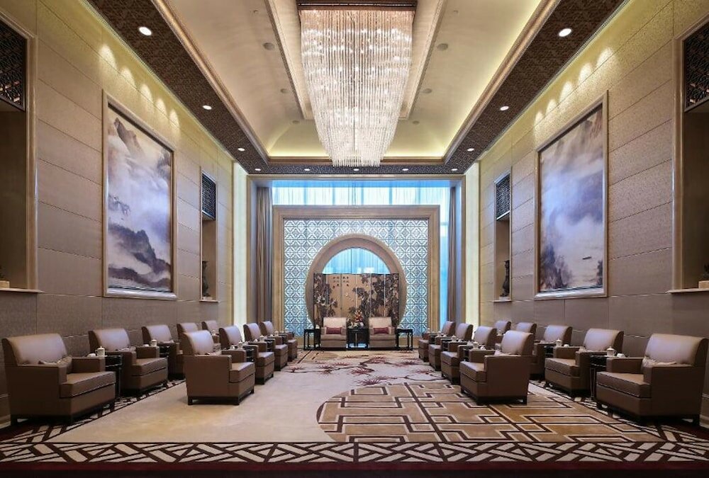 Фото Dongjiao State Guest Hotel