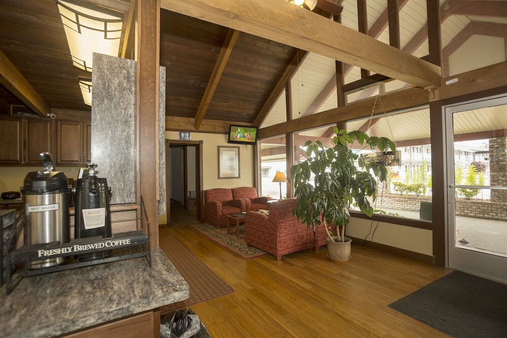 Фото The Forks Motel