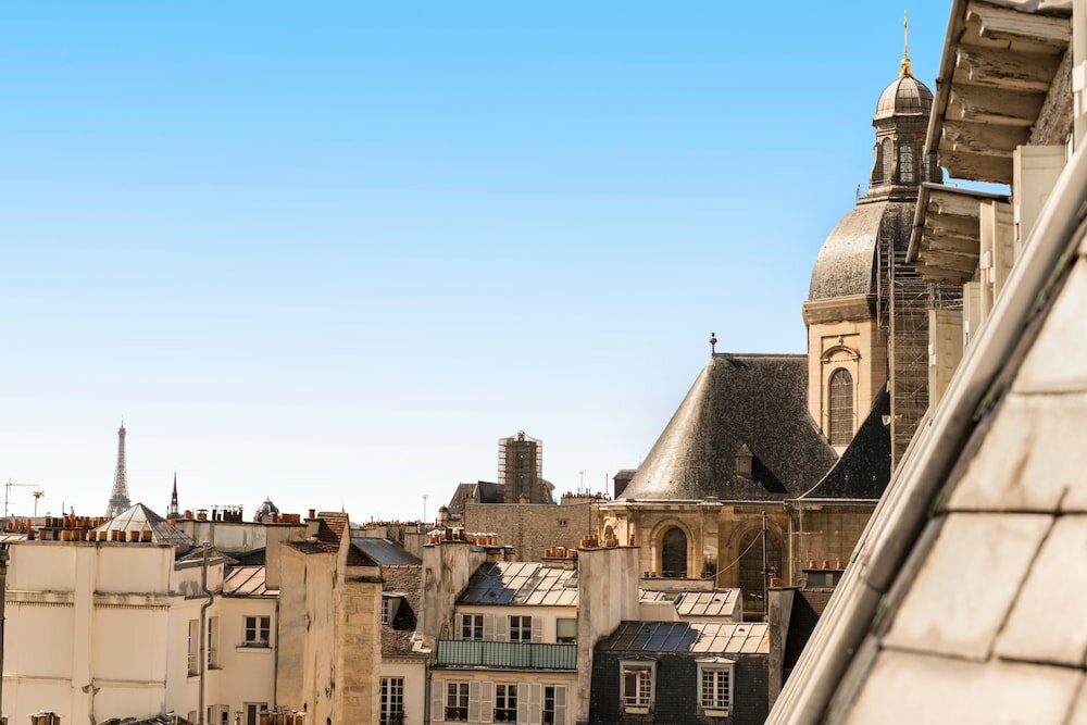 Фото Hôtel de Neuve by Happyculture