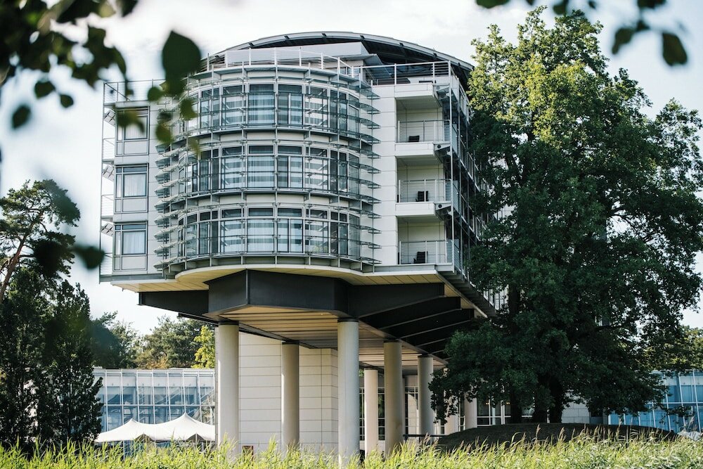 Фото Kongresshotel Potsdam am Templiner See