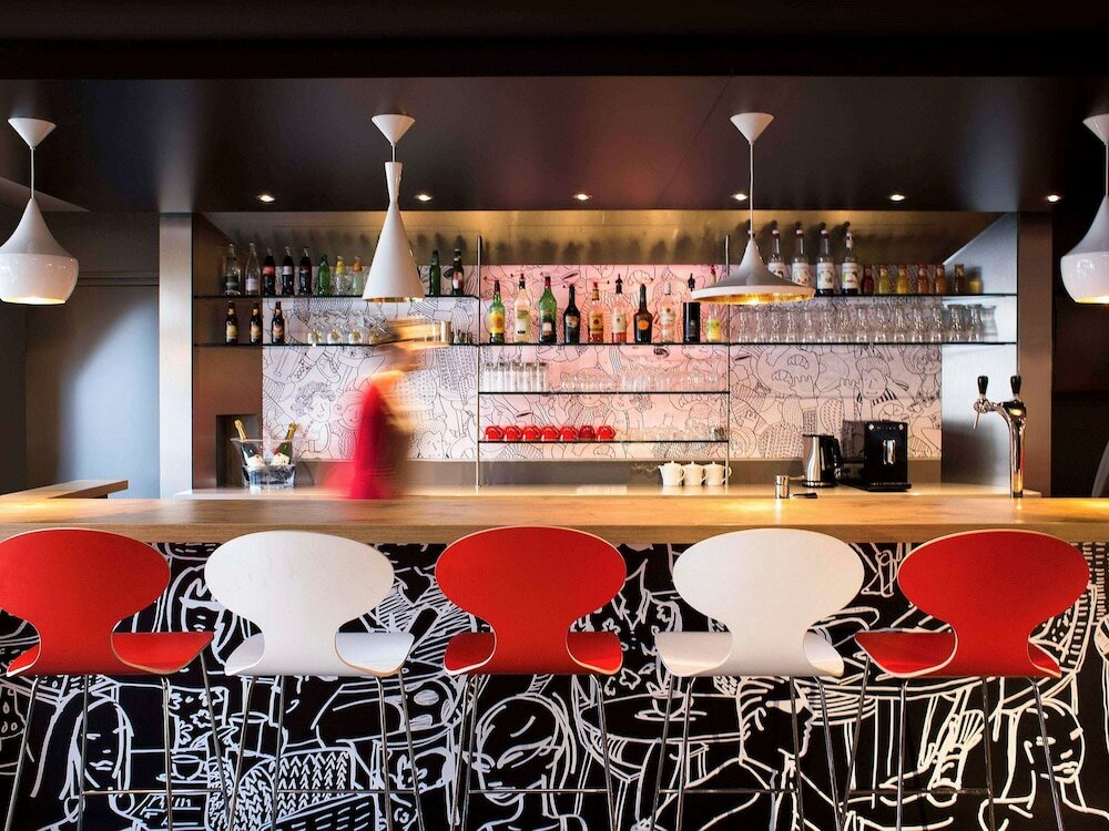 Фото Ibis Annecy Centre Vieille Ville