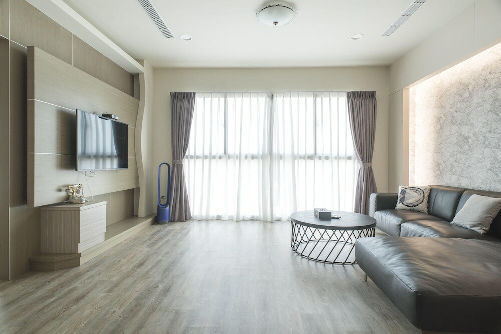 Фото Whoops Hotel