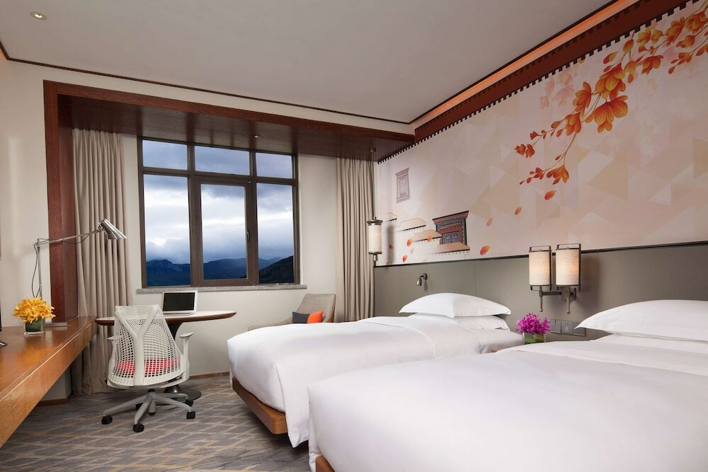 Фото Hilton Garden Inn Shangri-La