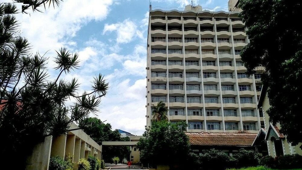 Фото Hotel Woodlands