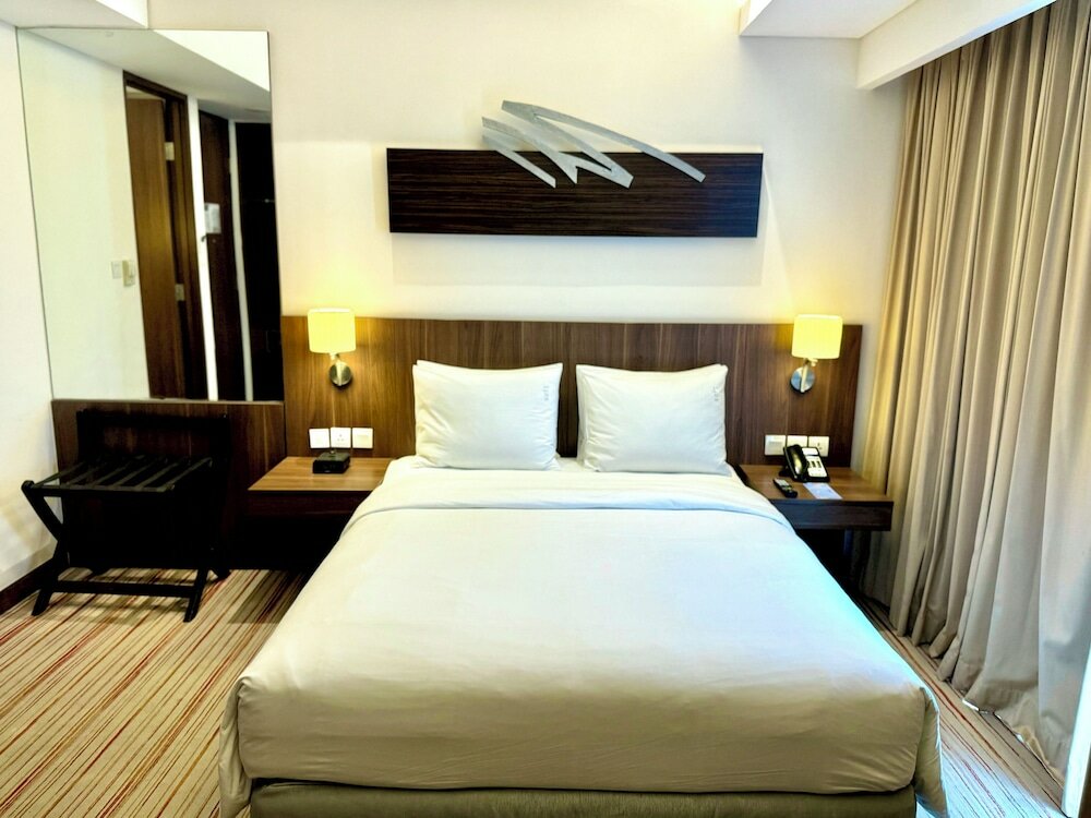 Фото Holiday Inn Express Jakarta Pluit Citygate, an Ihg Hotel