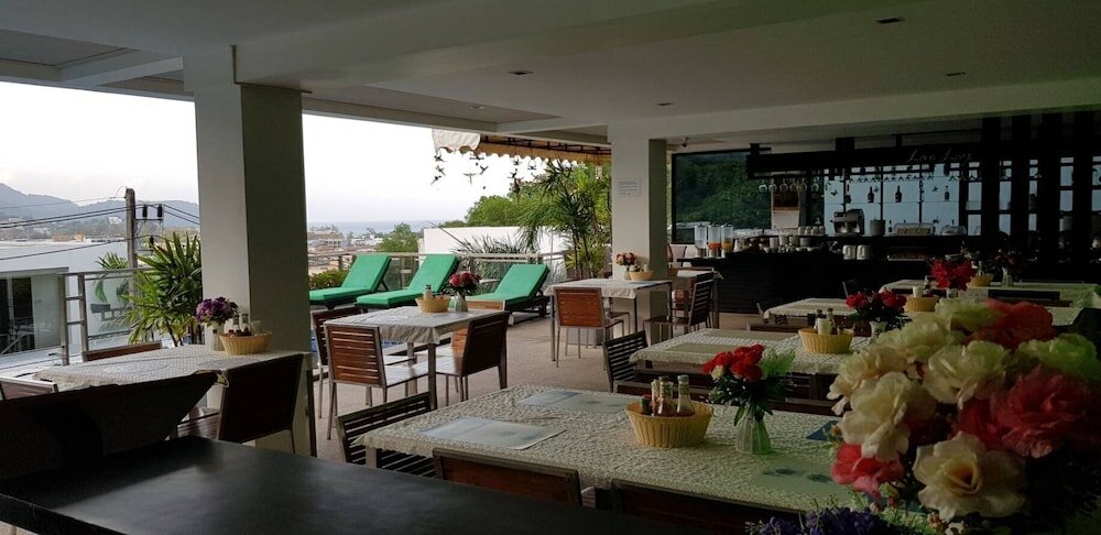 Фото Lae Lay Suites