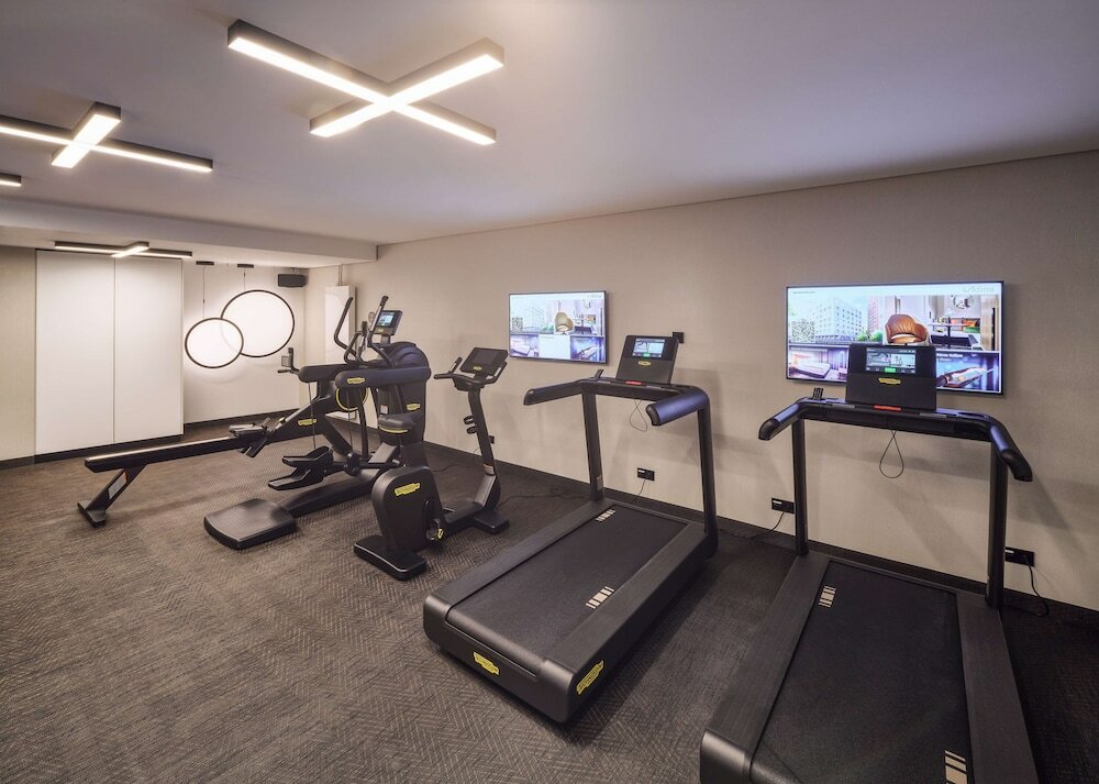 Фото Adina Apartment Hotel Wiesbaden