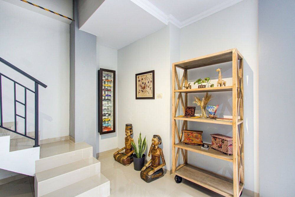 Фото Super Oyo Collection O 3280 Cendhani Raras