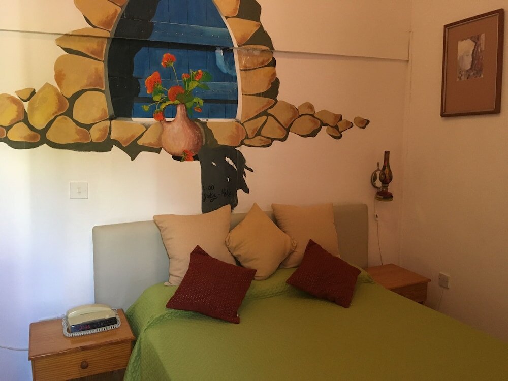 Фото Kiniras Traditional Hotel & Restaurant