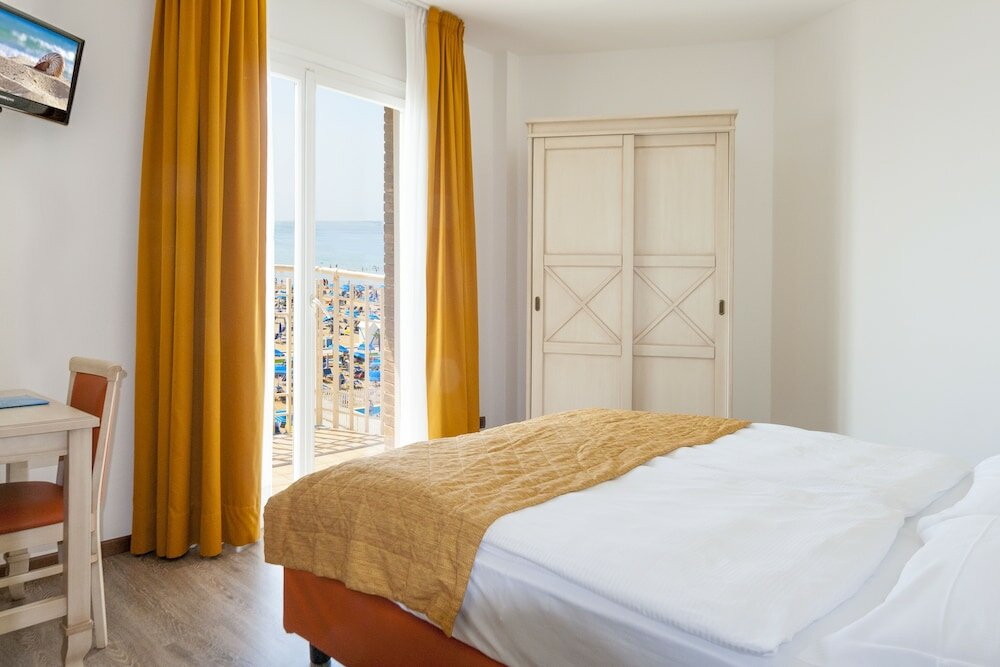 Фото Regent's Hotel