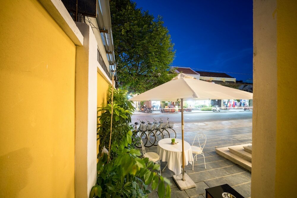 Фото Hoian Central Hotel