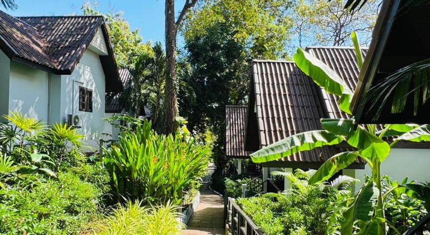 Фото Tok's Little Hut