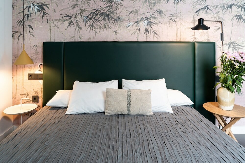 Фото Welldone Quality Crystal Pool