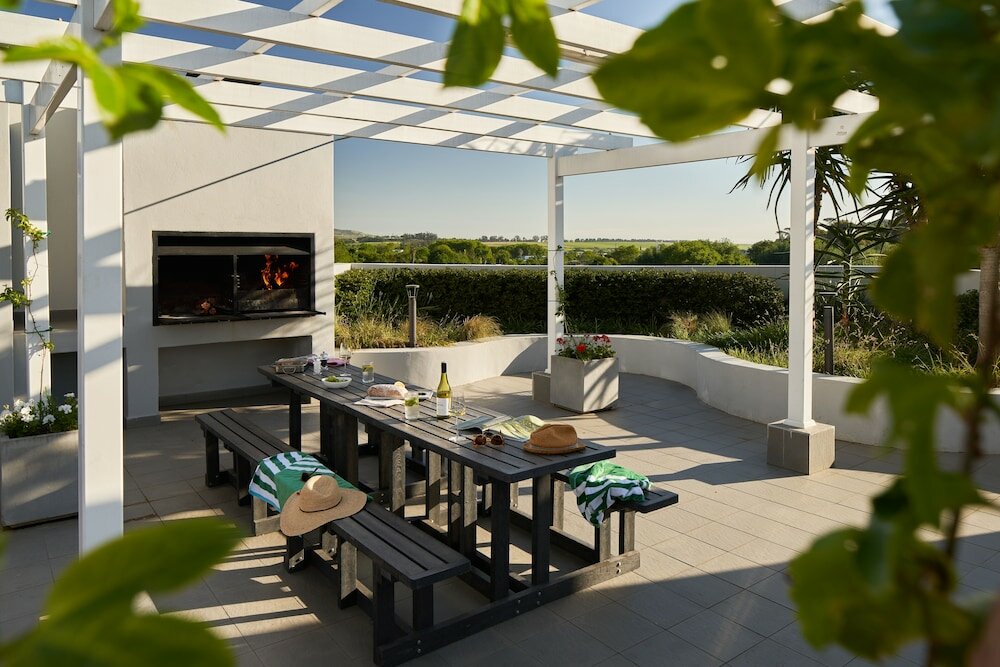 Фото The Den Apartments by Raw Africa Boutique Collection