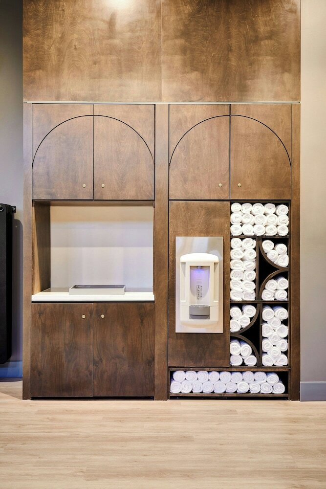 Фото Ac Hotel by Marriott Charlotte Southpark