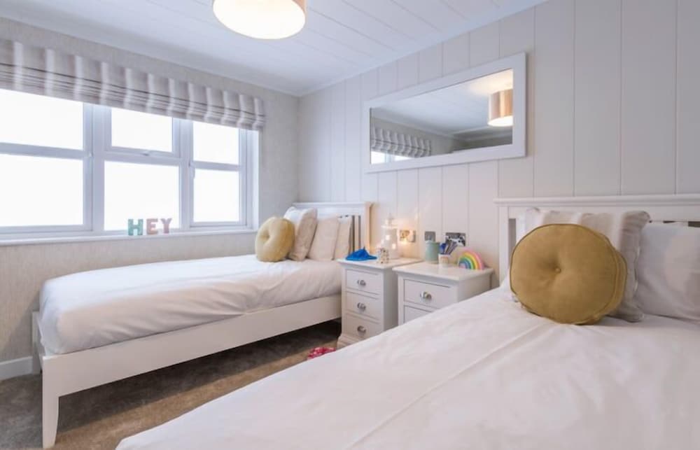 Фото The Brackenborough Hotel