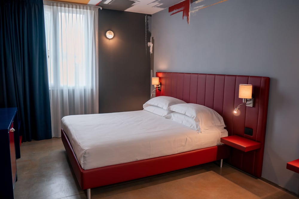 Фото K Modern Hotel