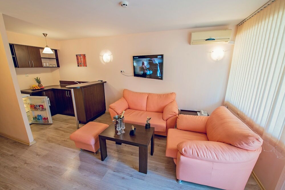 Фото Family Hotel Gran Ivan