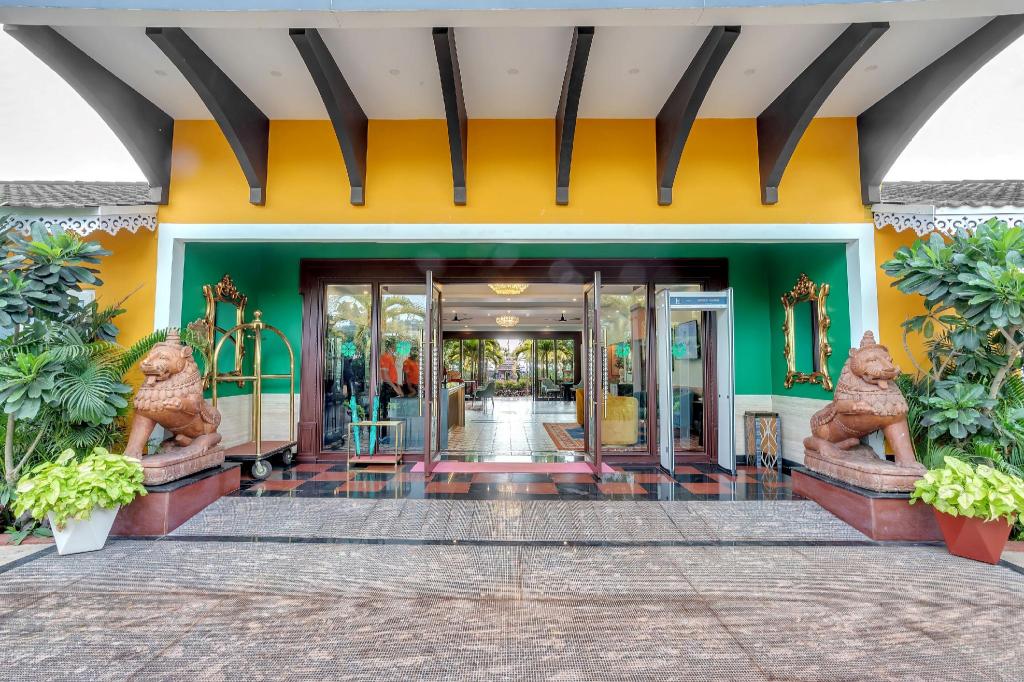 Фото Mayfair On Sea Morjim Beach Goa