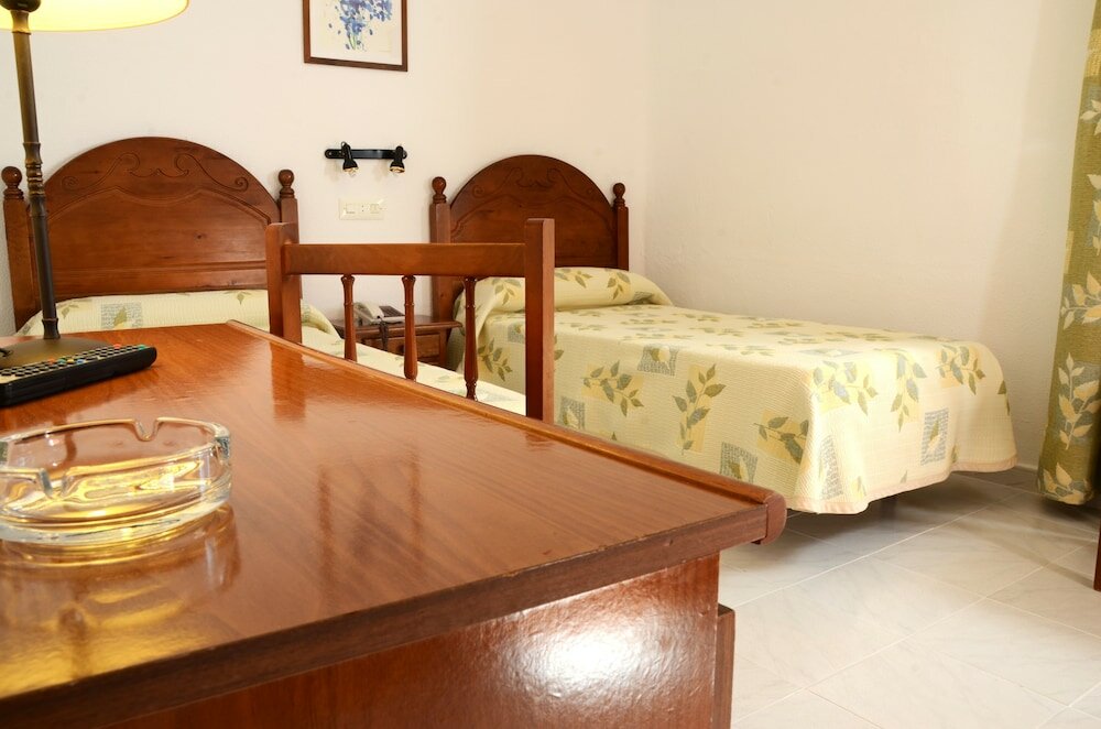 Фото Hotel El Coloso