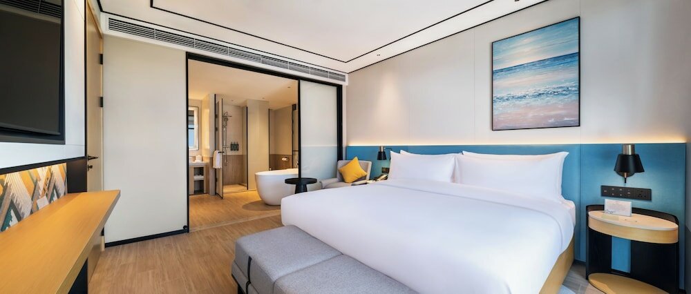 Фото Hilton Garden Inn Kunming Dianchi