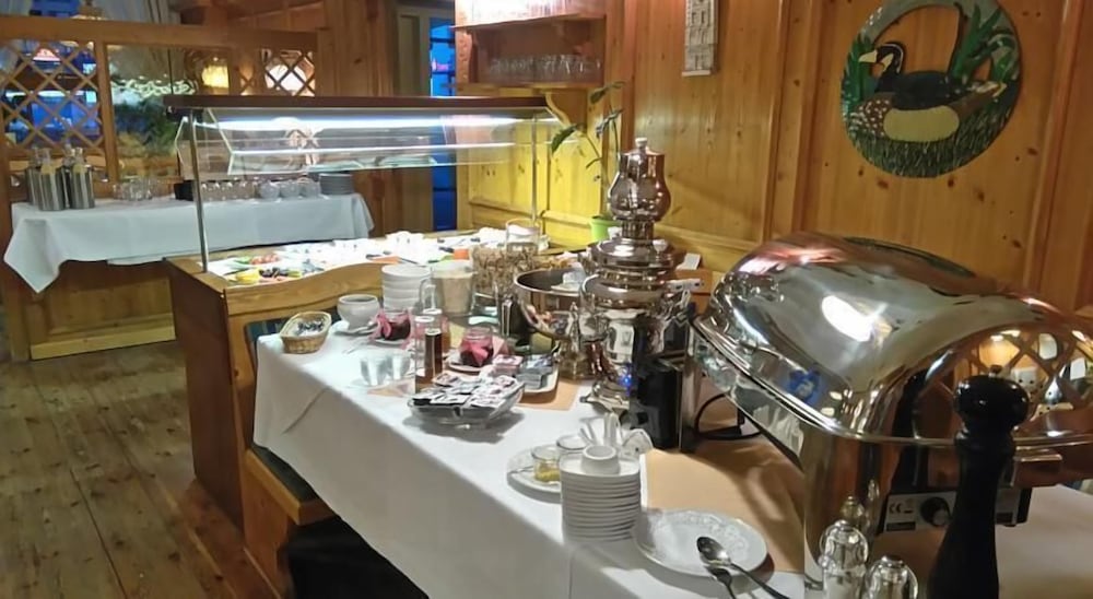 Фото Arkaden Hotel