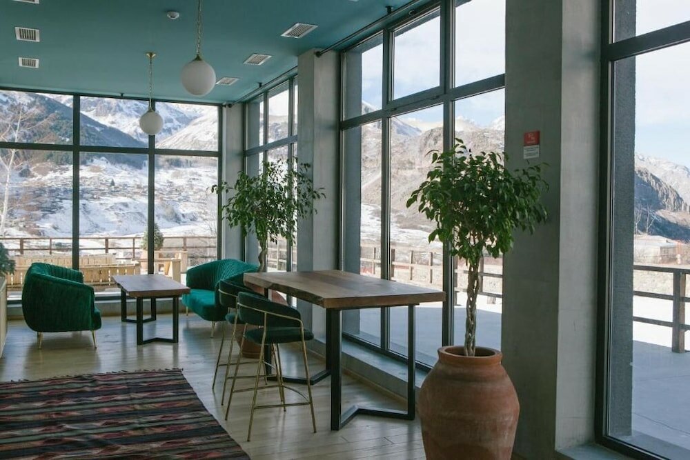 Фото Intourist Kazbegi