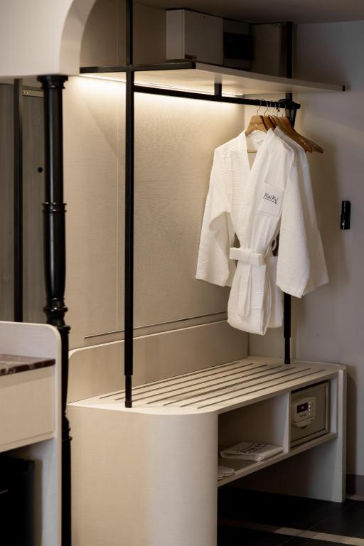 Фото Away Bangkok Sukhumvit