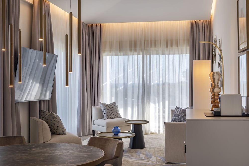 Фото Dionis Boutique Hotel & SPA