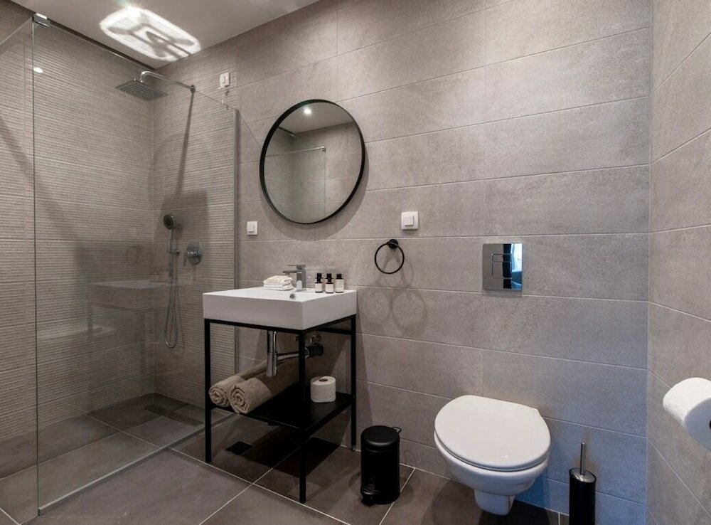 Фото Soho Suites