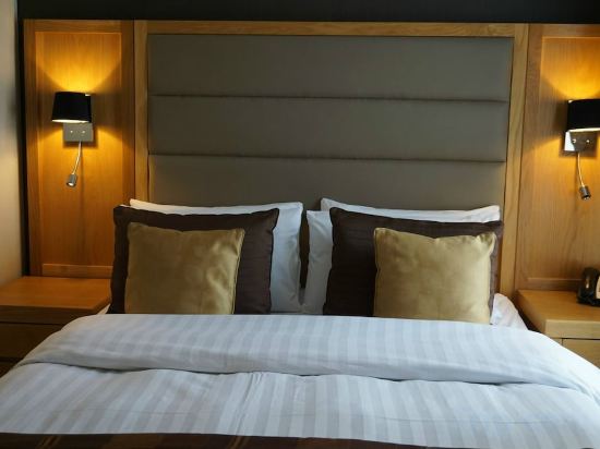 Фото Mornington London Kensington