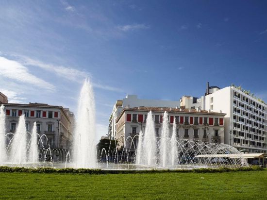 Фото отеля 1