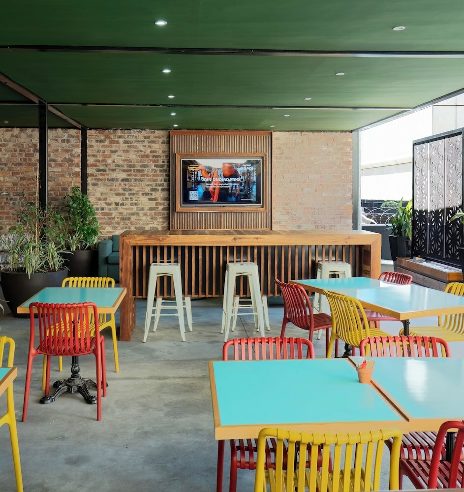 Фото Signature Lux Hotel, by Onomo