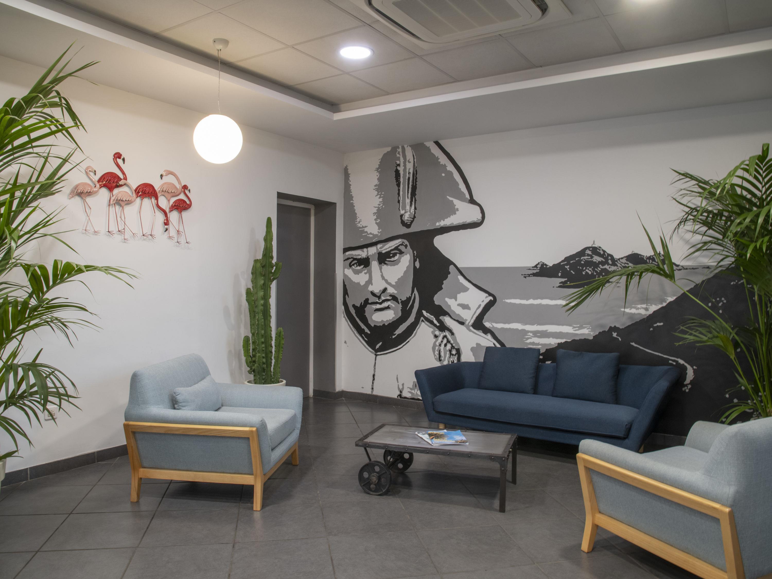 Фото Ibis budget Ajaccio