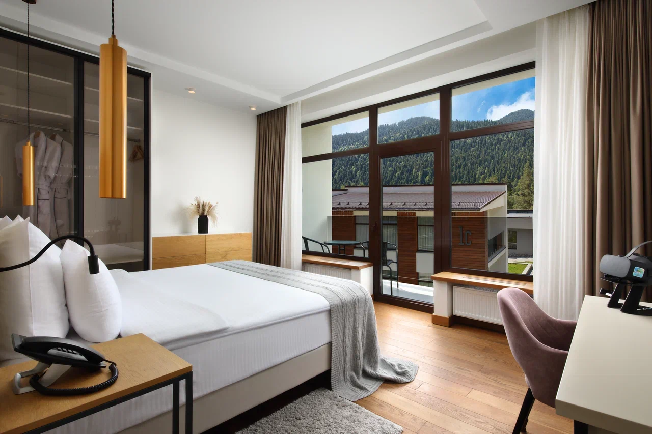 Фото отеля 2