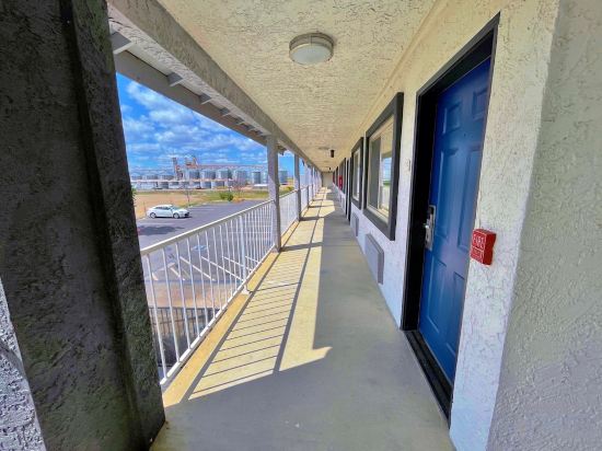 Фото SureStay Hotel by Best Western Williams