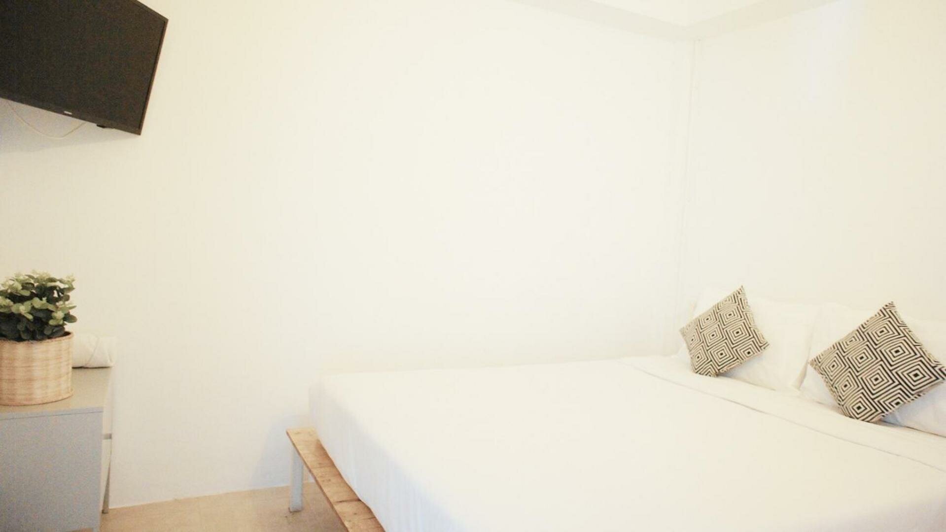 Фото Green Sleep Hostel