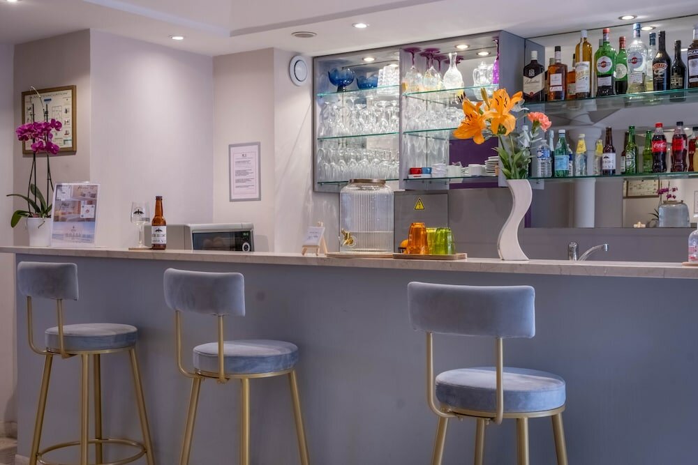 Фото Hotel de la Fontaine