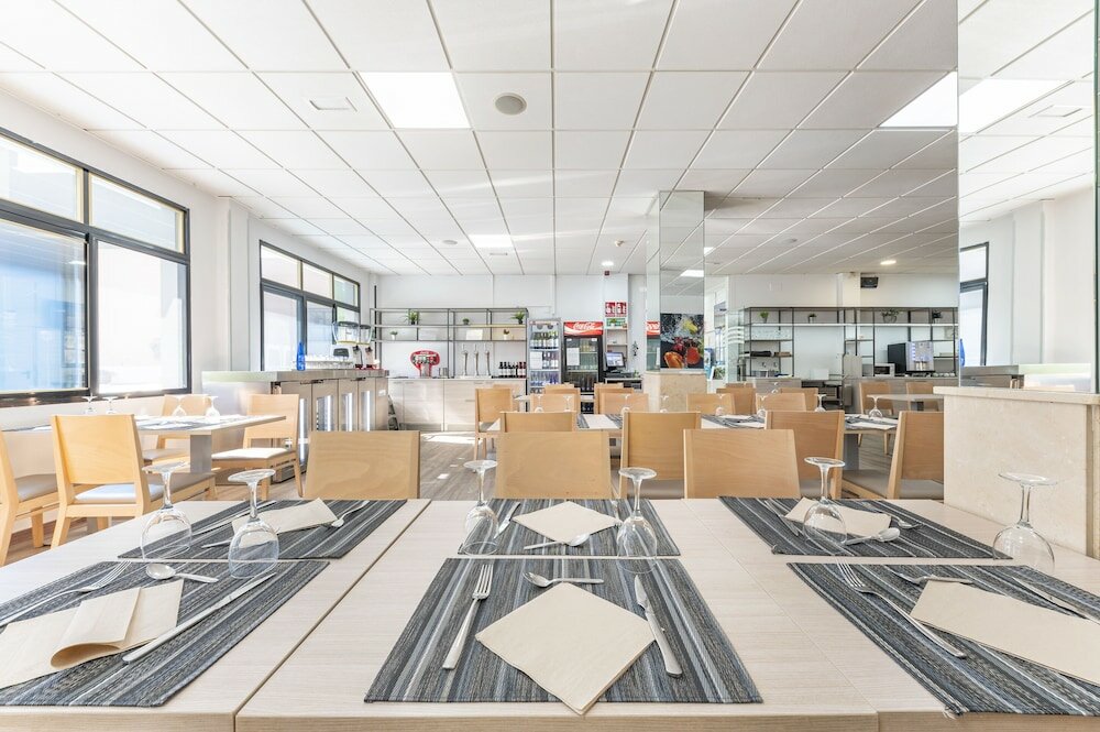 Фото Port Vista Oro Hotel