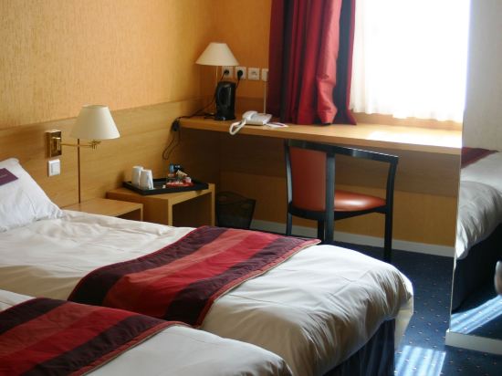 Фото Mercure Luxeuil-les-Bains Hexagone