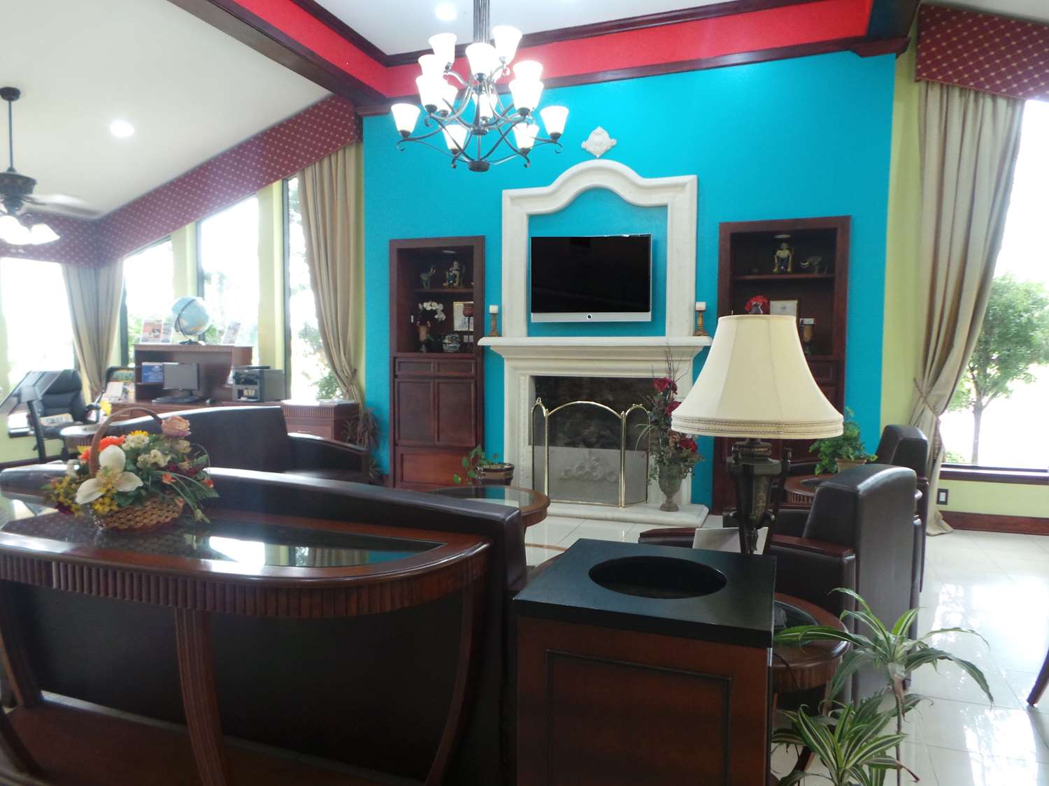 Фото Americas Best Value Inn & Suites Alvin Houston