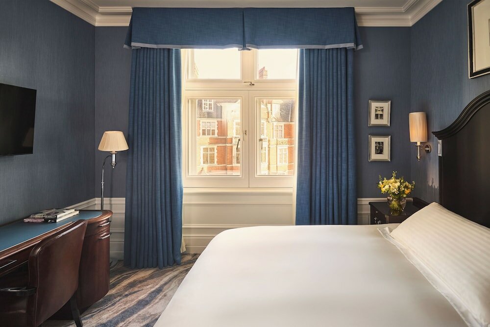 Фото The Connaught