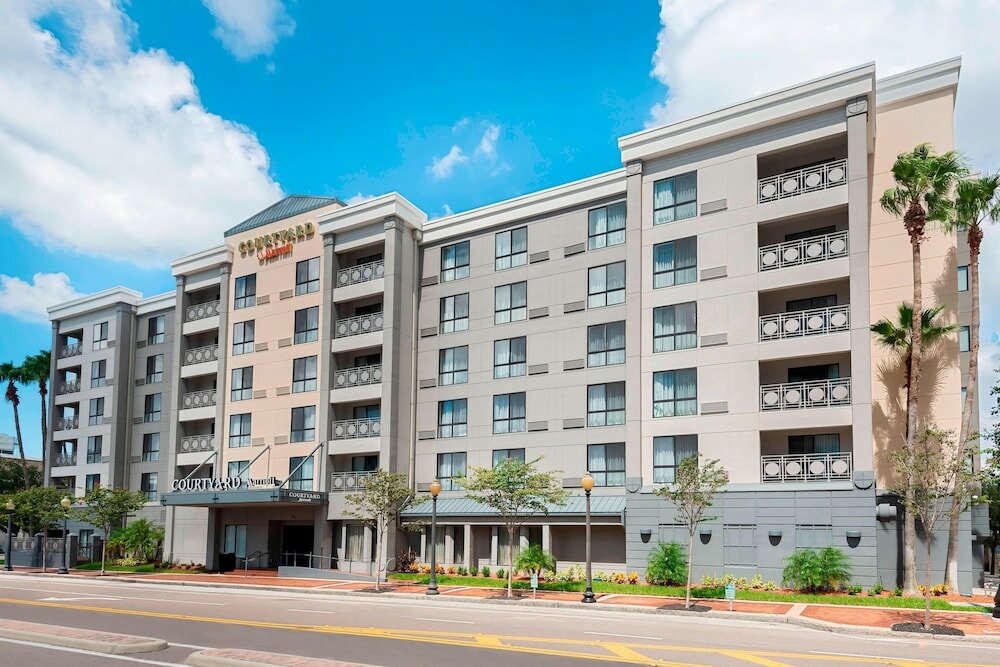 Фото Courtyard by Marriott Tampa Downtown