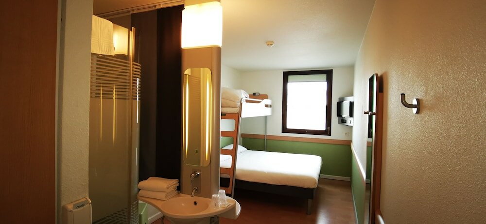 Фото Ibis Budget Nimes Centre Gare