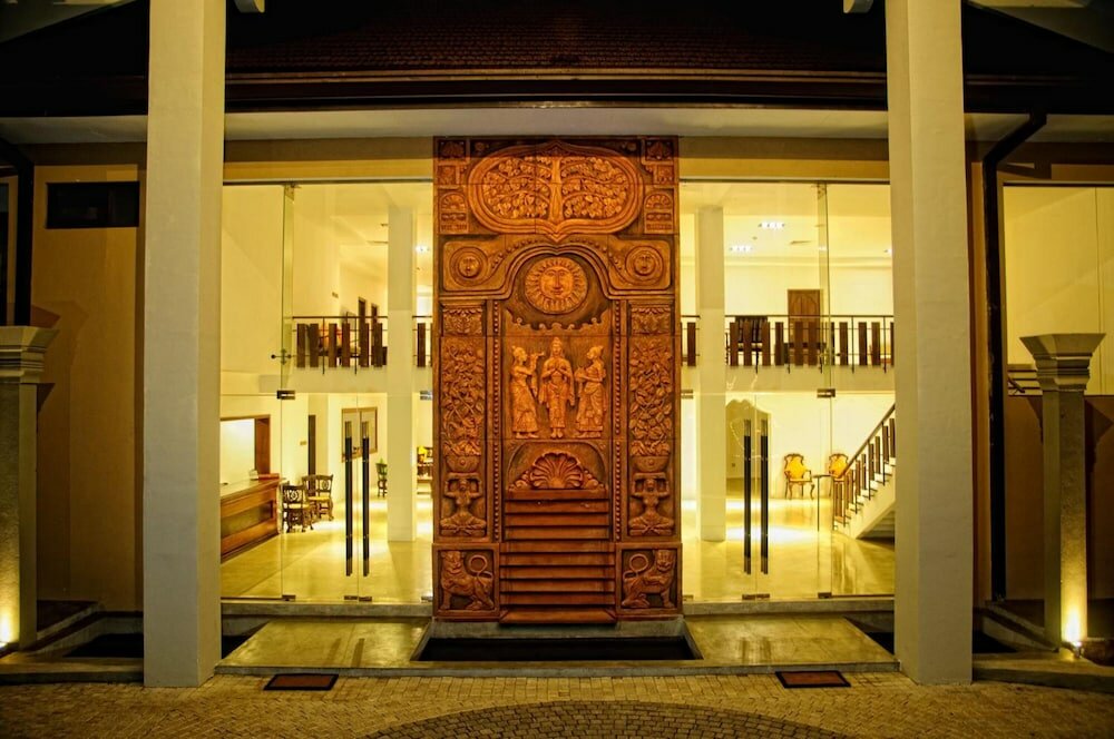 Фото Rajarata Hotel