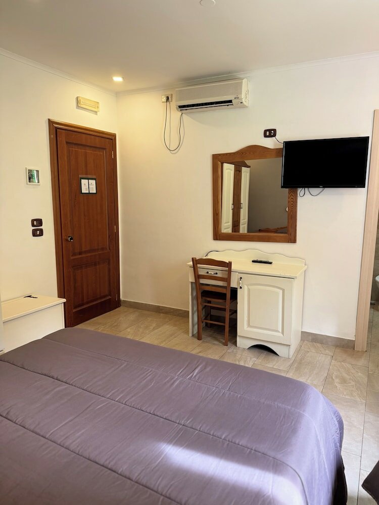 Фото Green Park Hotel