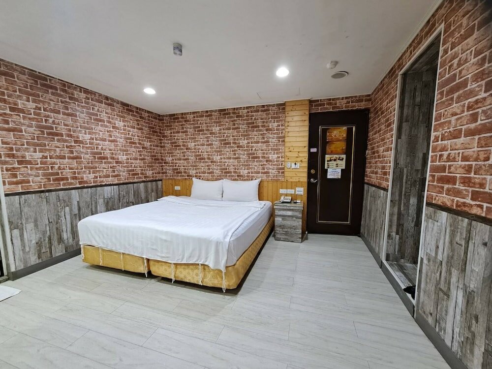 Фото Bin City Hotel