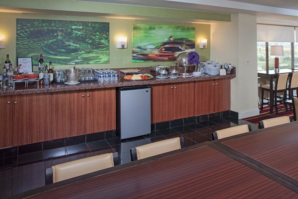 Фото Detroit Marriott Southfield